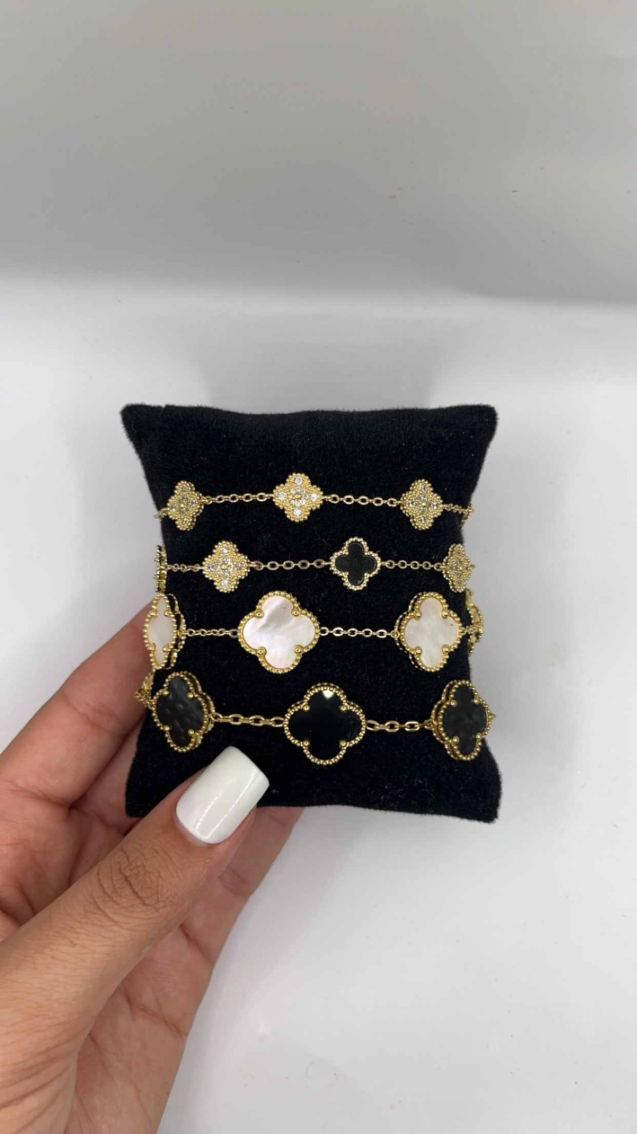 Selected Variant Image