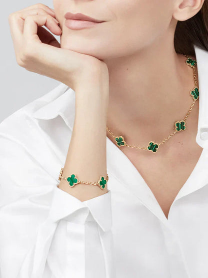 CLOVER | 10 Motivational Green Necklace