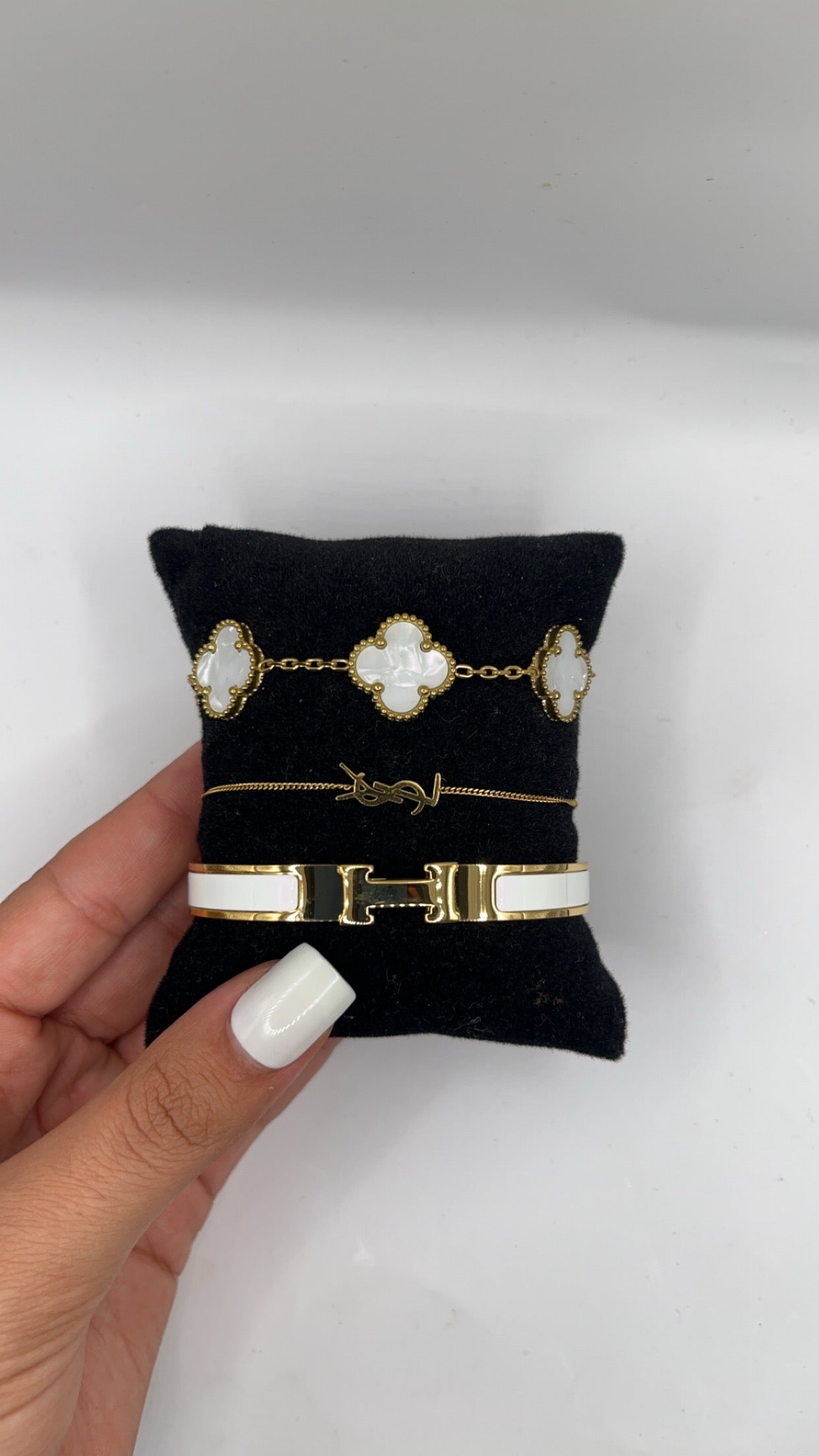 Selected Variant Image