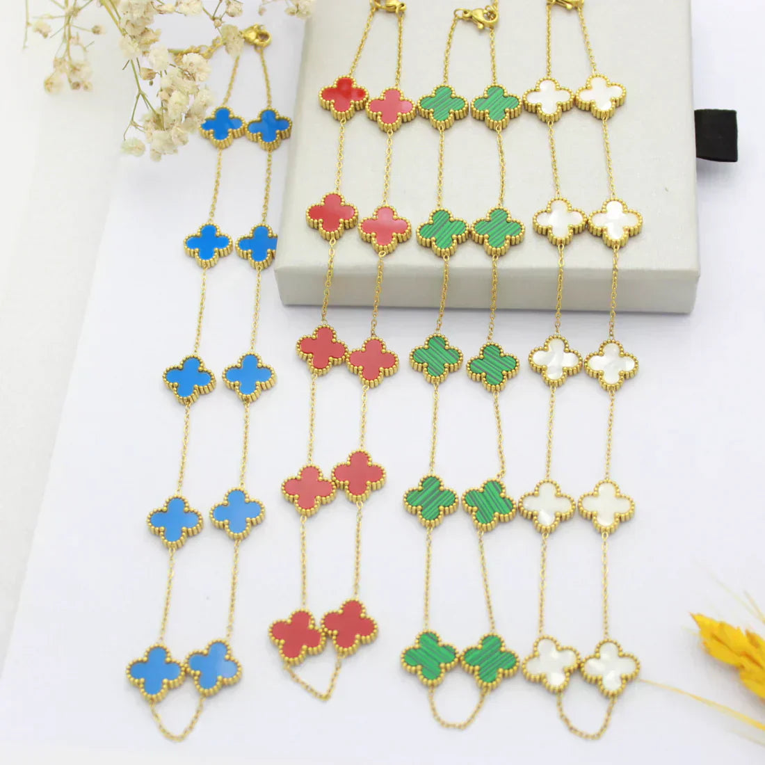 CLOVER | 10 Motif Blue Necklace